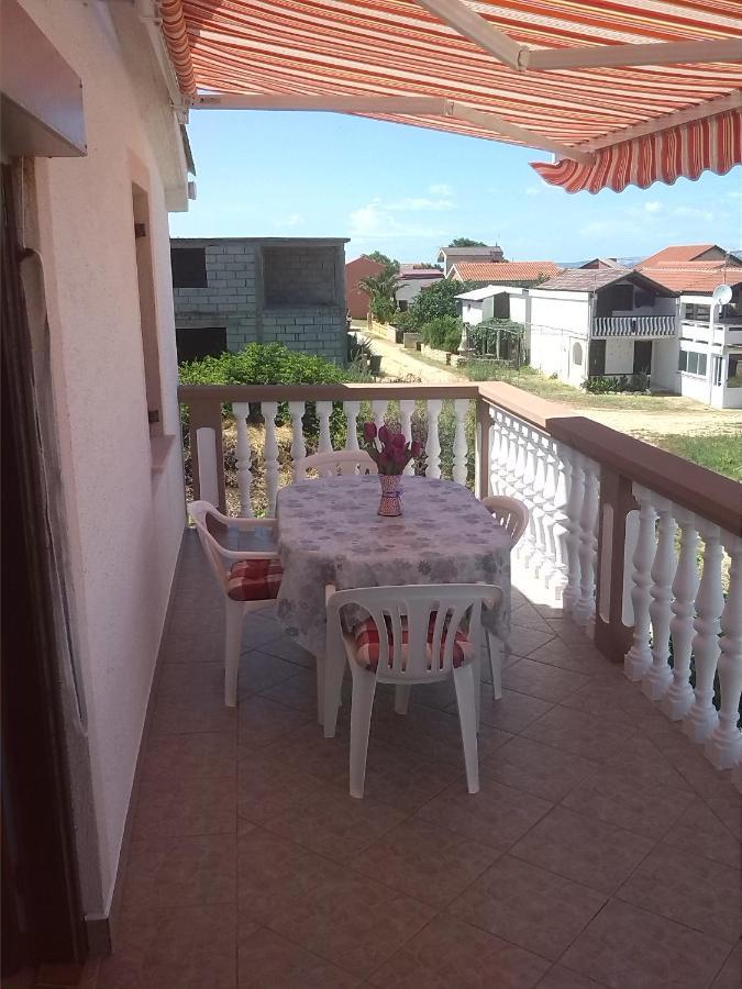 Apartman Borosa Vir Buitenkant foto