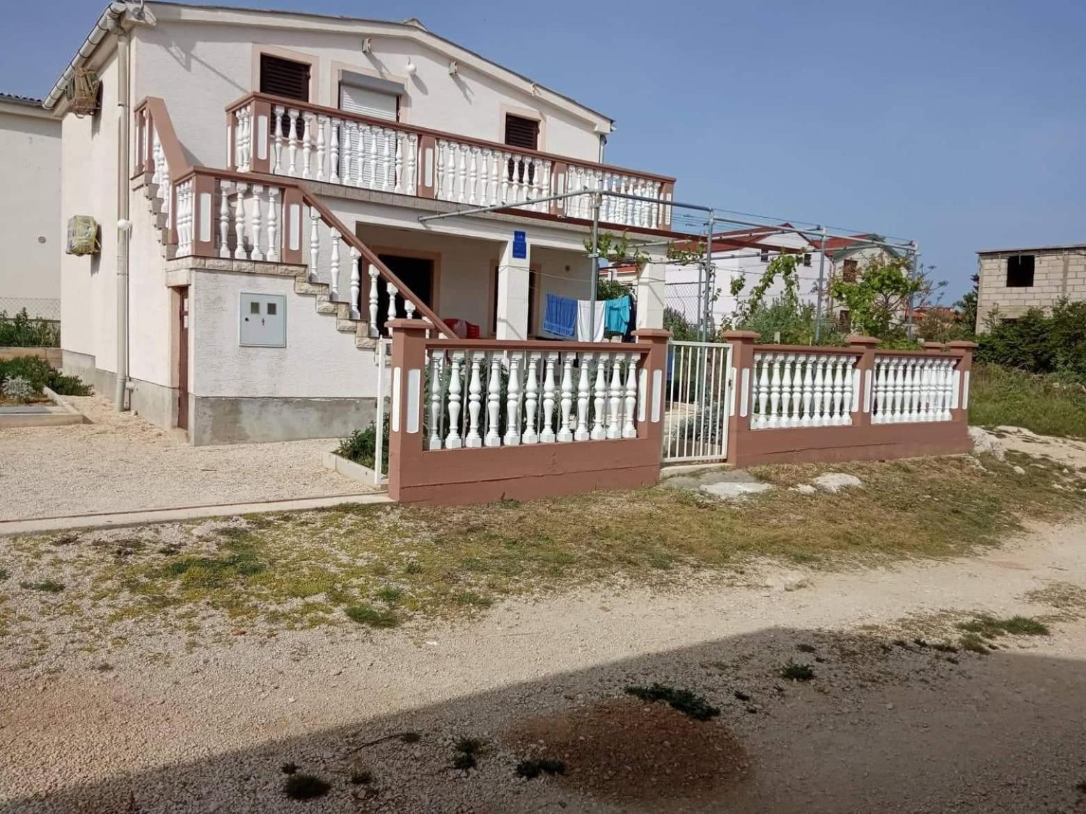 Apartman Borosa Vir Buitenkant foto